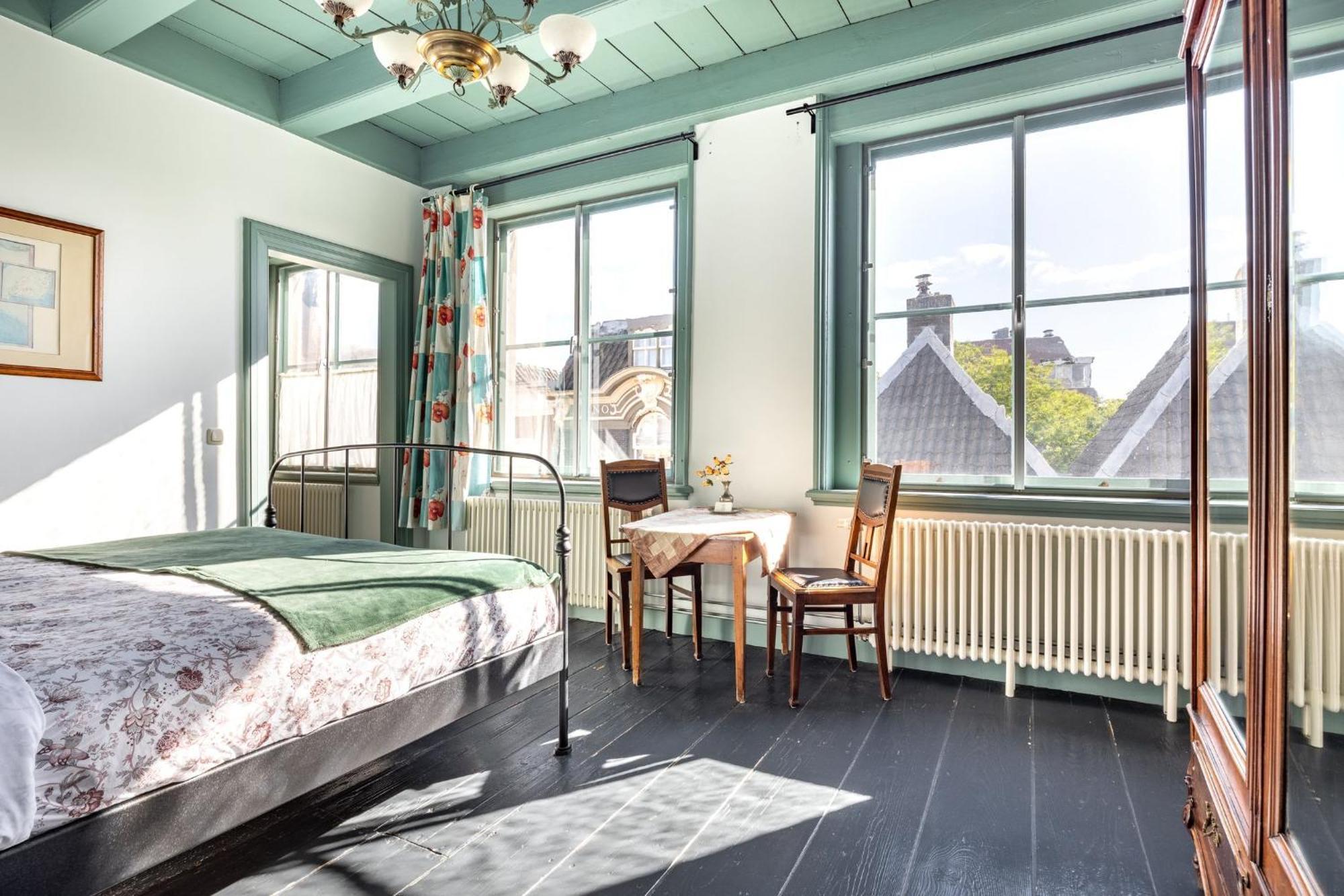 B&B In De Prinsenstraat Dordrecht Eksteriør billede